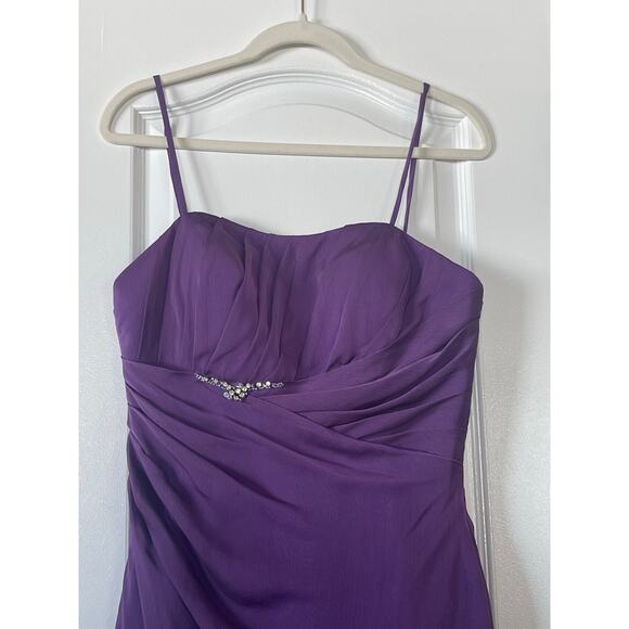 Symphony of Venus Purple Dress In Size 10 :) - Picture 3 of 9
